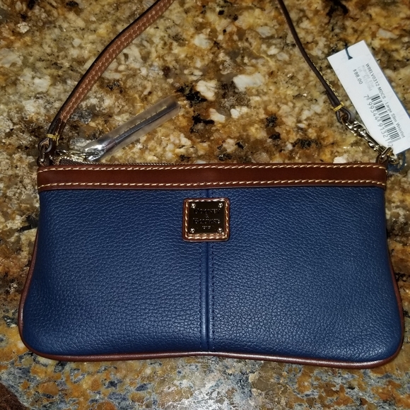 Dooney & Bourke Handbags - DOONEY AND BOURKE BELVEDERE LARGE SLIM WRISTLET MIDNIGHT BLUE